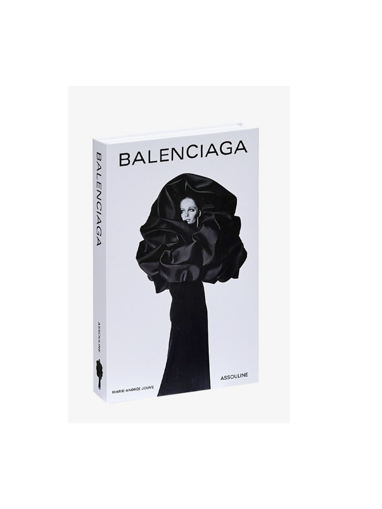 Book Cover Balenciaga