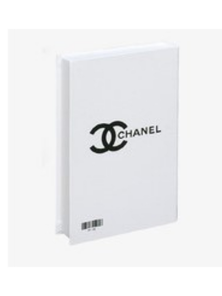 Book Cover Coco Chanel White