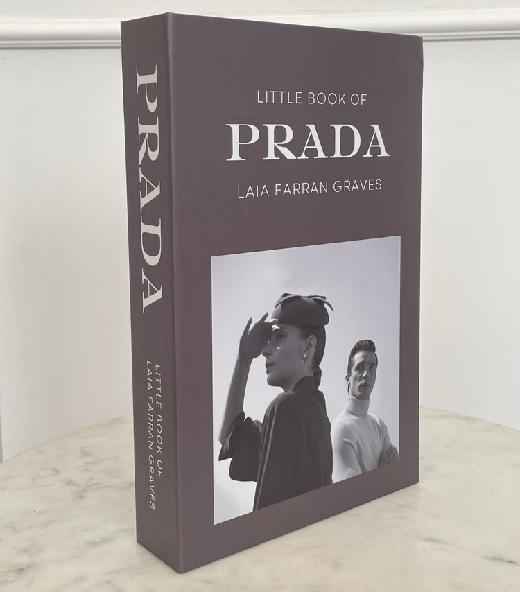 Book Cover Prada Laia