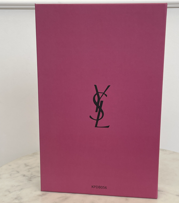 Book Cover YSL Pink Catwalk